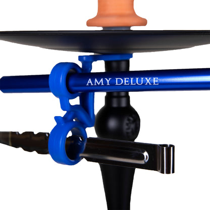 Amy Deluxe - Globe